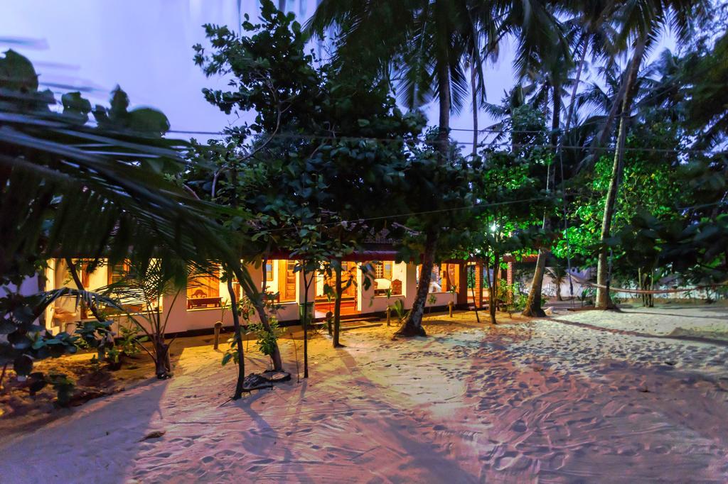Sea Hut Homestay Коччи Экстерьер фото