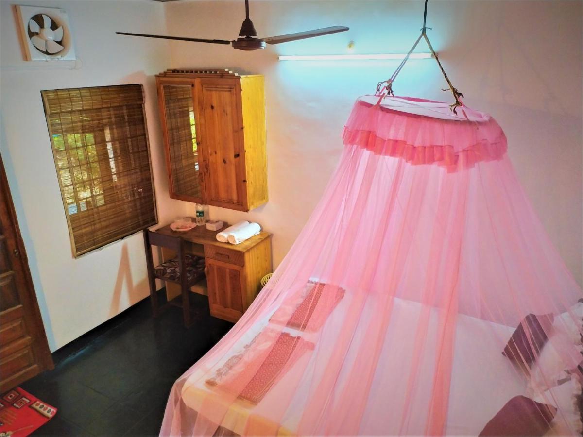 Sea Hut Homestay Коччи Экстерьер фото