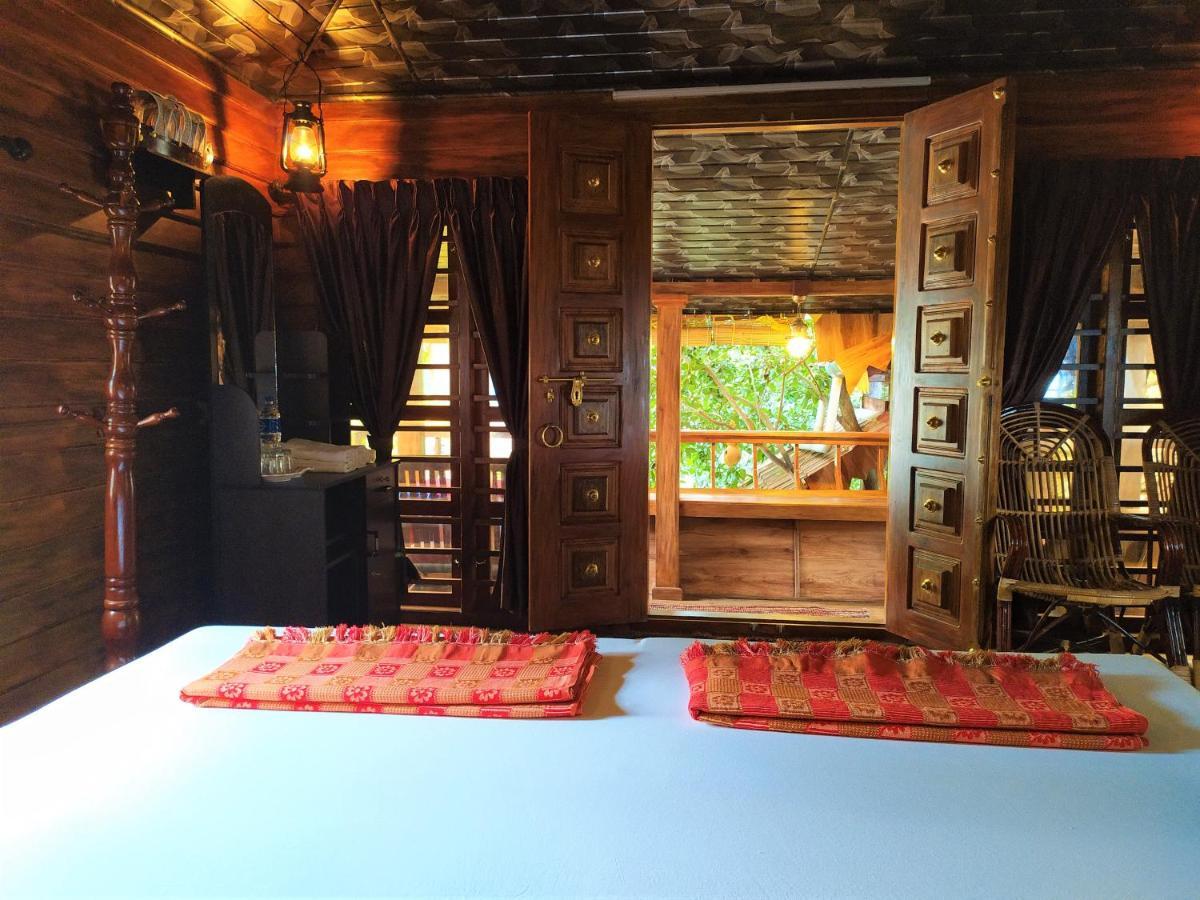 Sea Hut Homestay Коччи Экстерьер фото