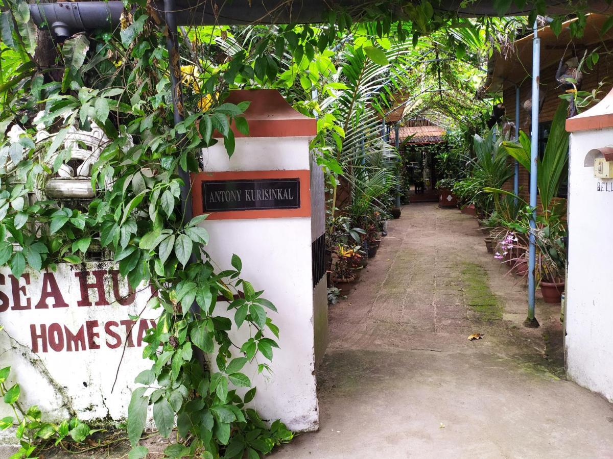 Sea Hut Homestay Коччи Экстерьер фото