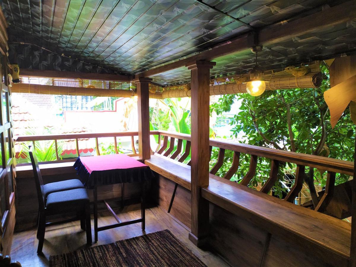 Sea Hut Homestay Коччи Экстерьер фото